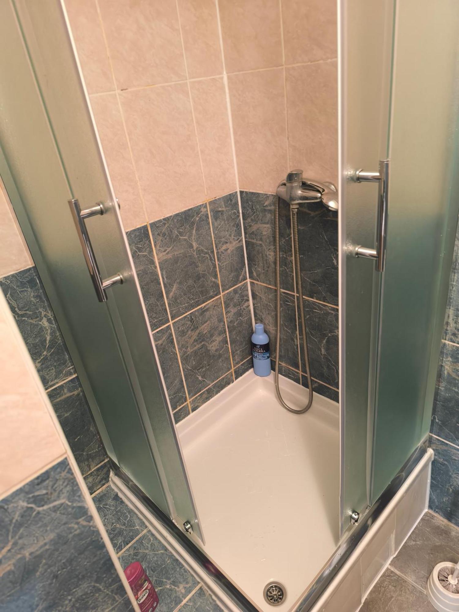 Apartamento Oaza Mira + Free Parking Novi Sad Exterior foto